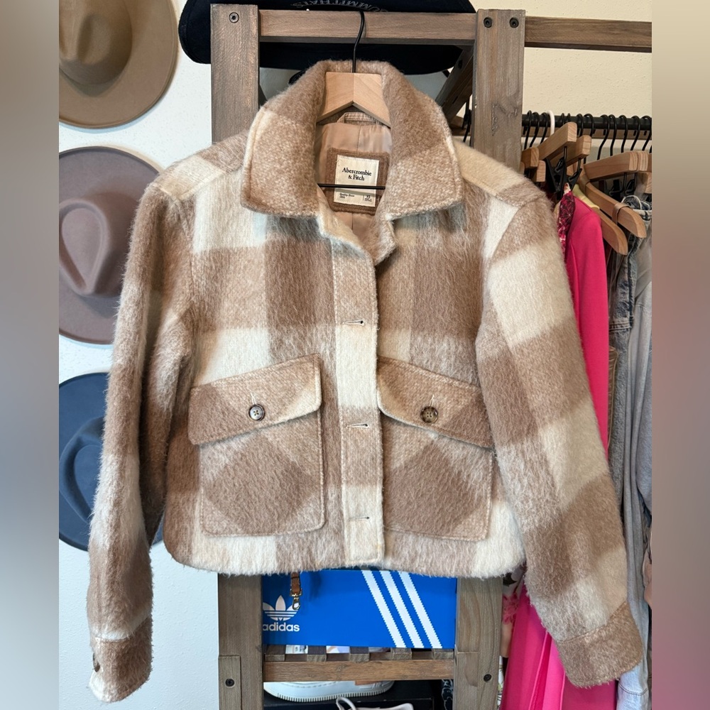Abercrombie & Fitch cropped jacket